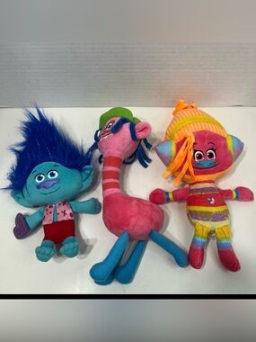 DREAMWORKS the Troll movie lot of 3 plush trolls dolls stuffed animals